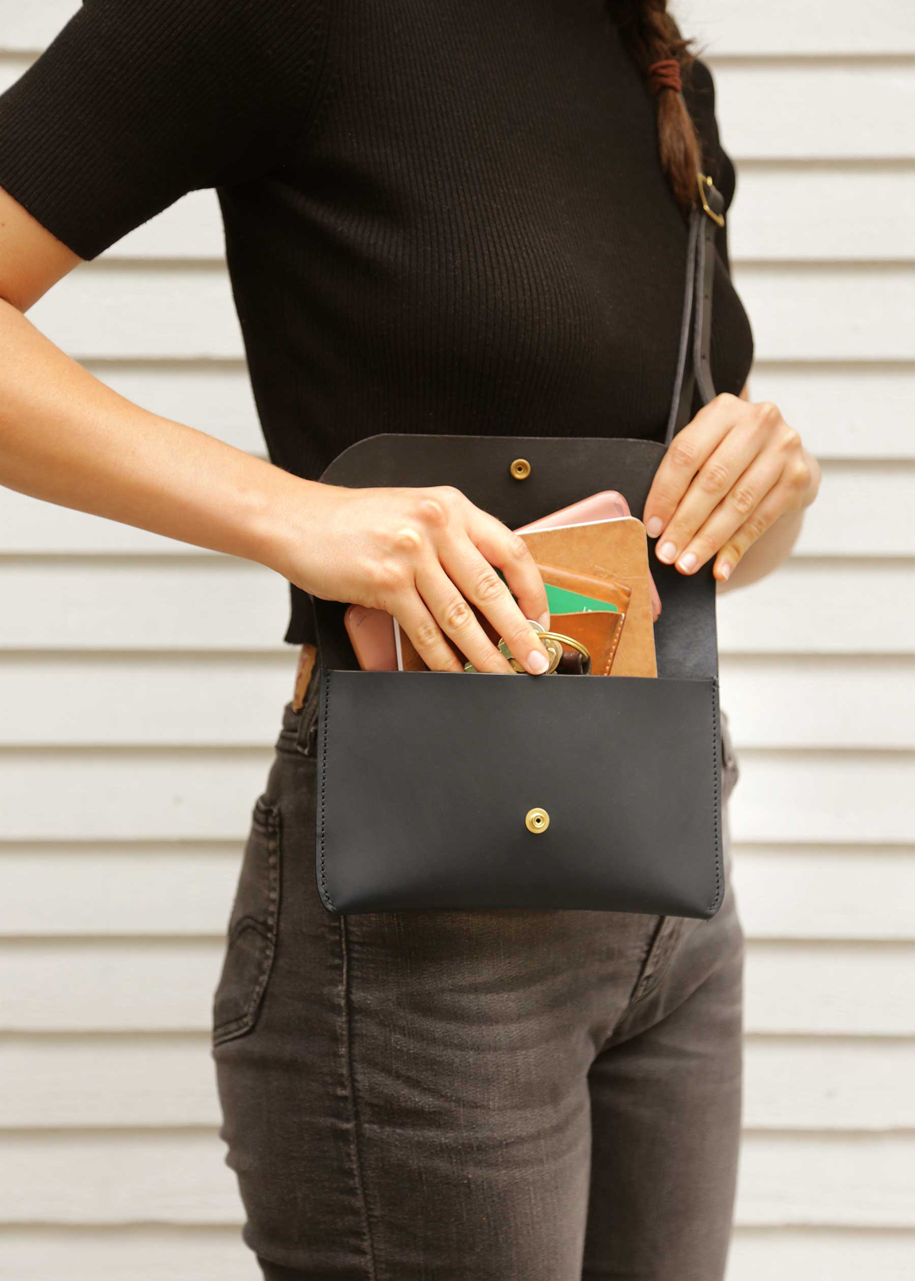 LOVAN - Leather Clutch - Black