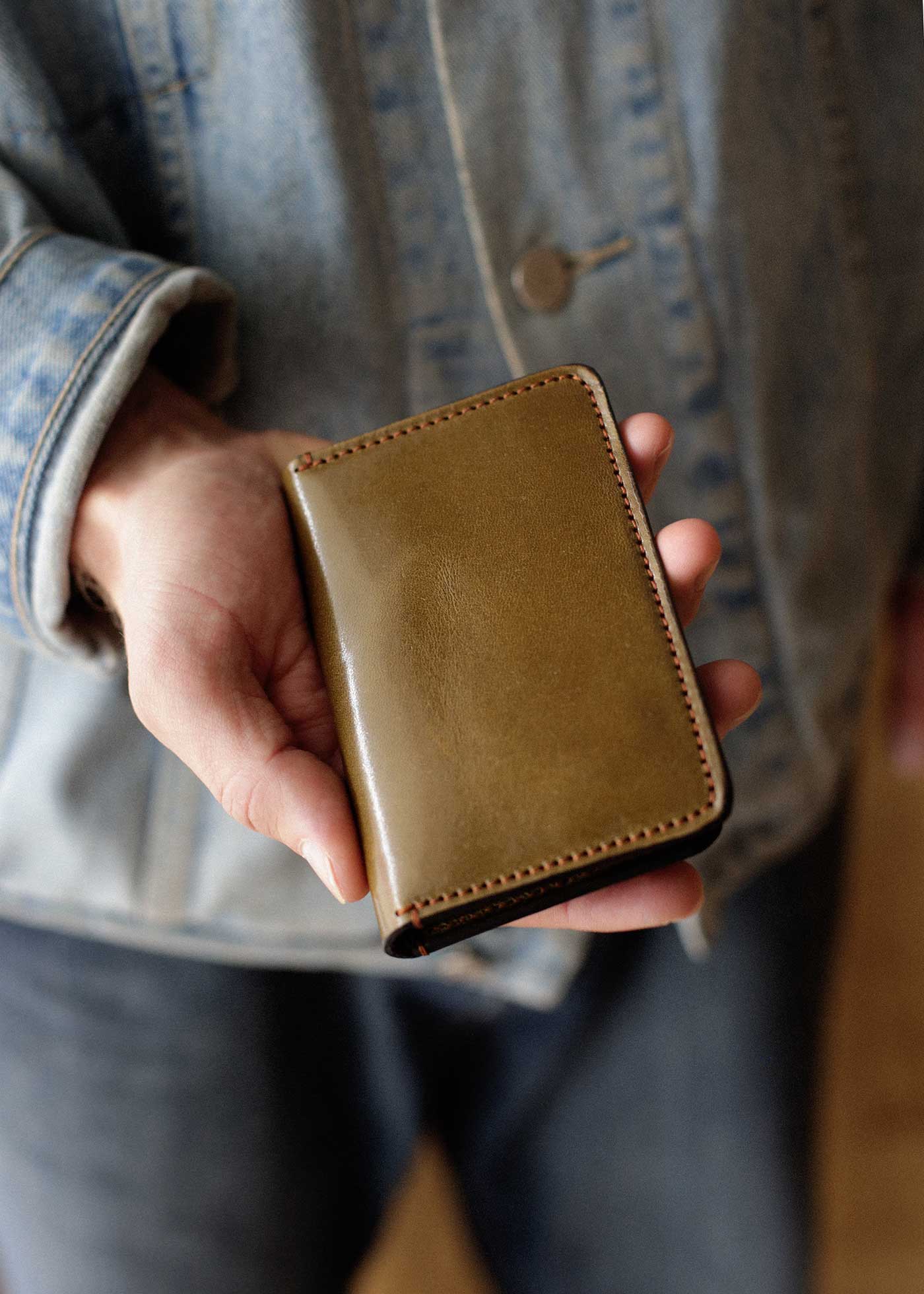 Vertical Leather Wallet 4 pockets (Green)