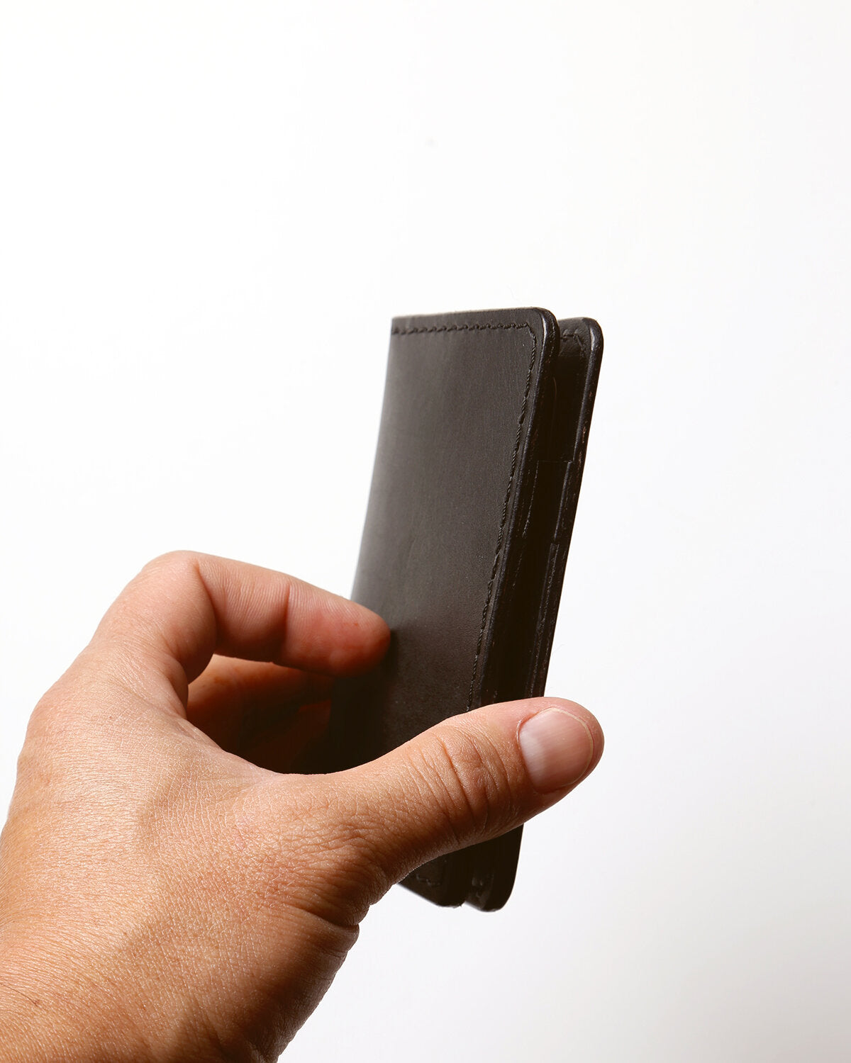 Vertical Leather Wallet 4 Pockets - Black