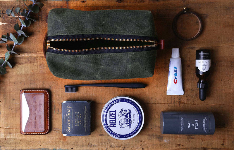 Wax canvas Dopp Kit - Green Forest