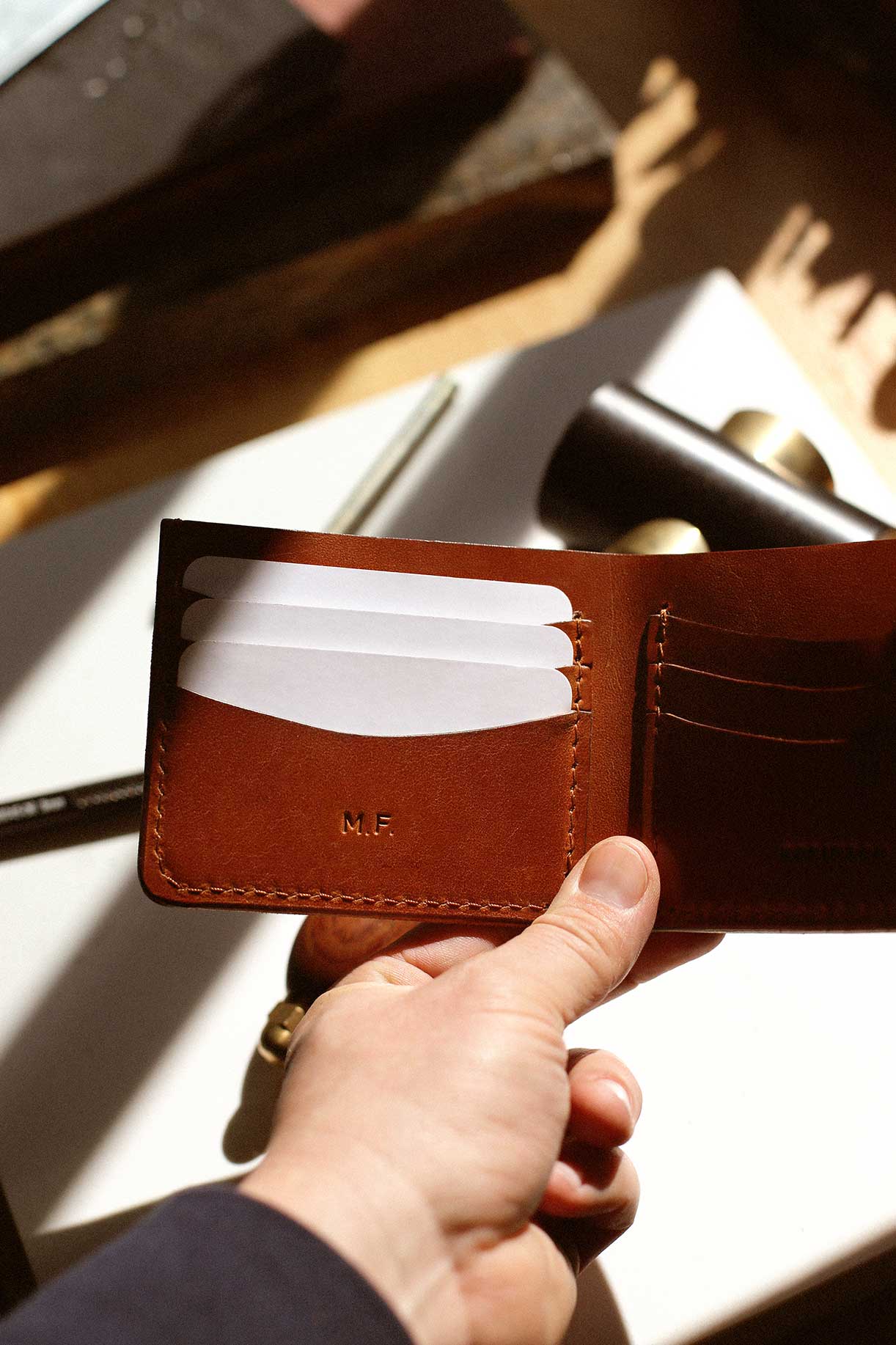 Bifold Leather Wallet (Brown)