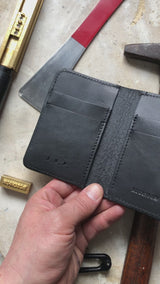 Vertical leather wallet - Black