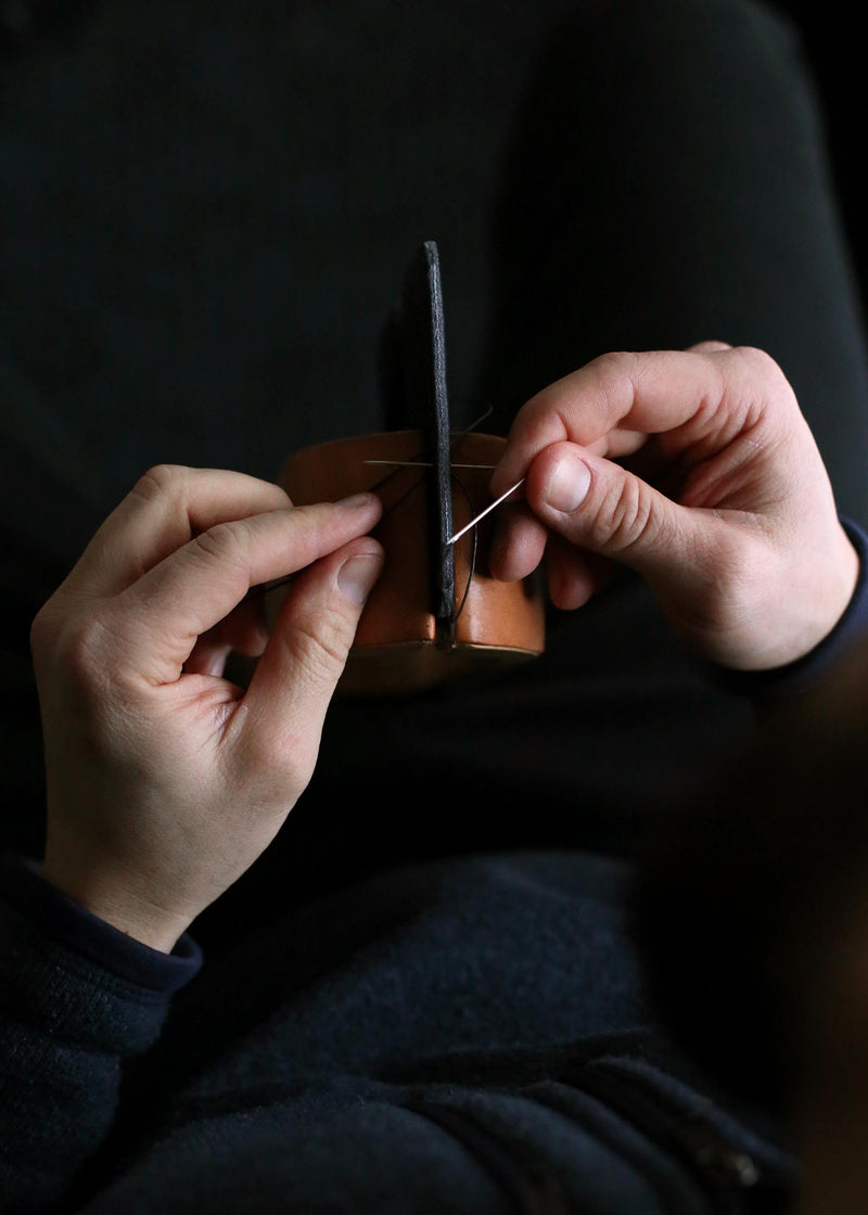 Atelier fabrication cuir I (intro)