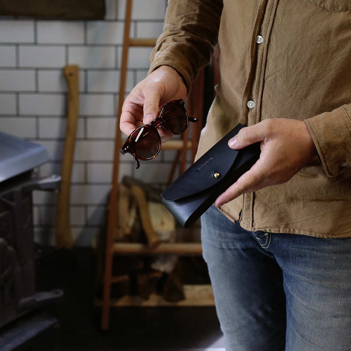 Leather Sunglasses Case (Black)