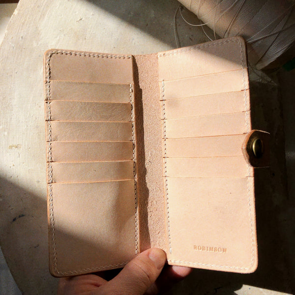 Vertical Wallet 12 pockets - Natural