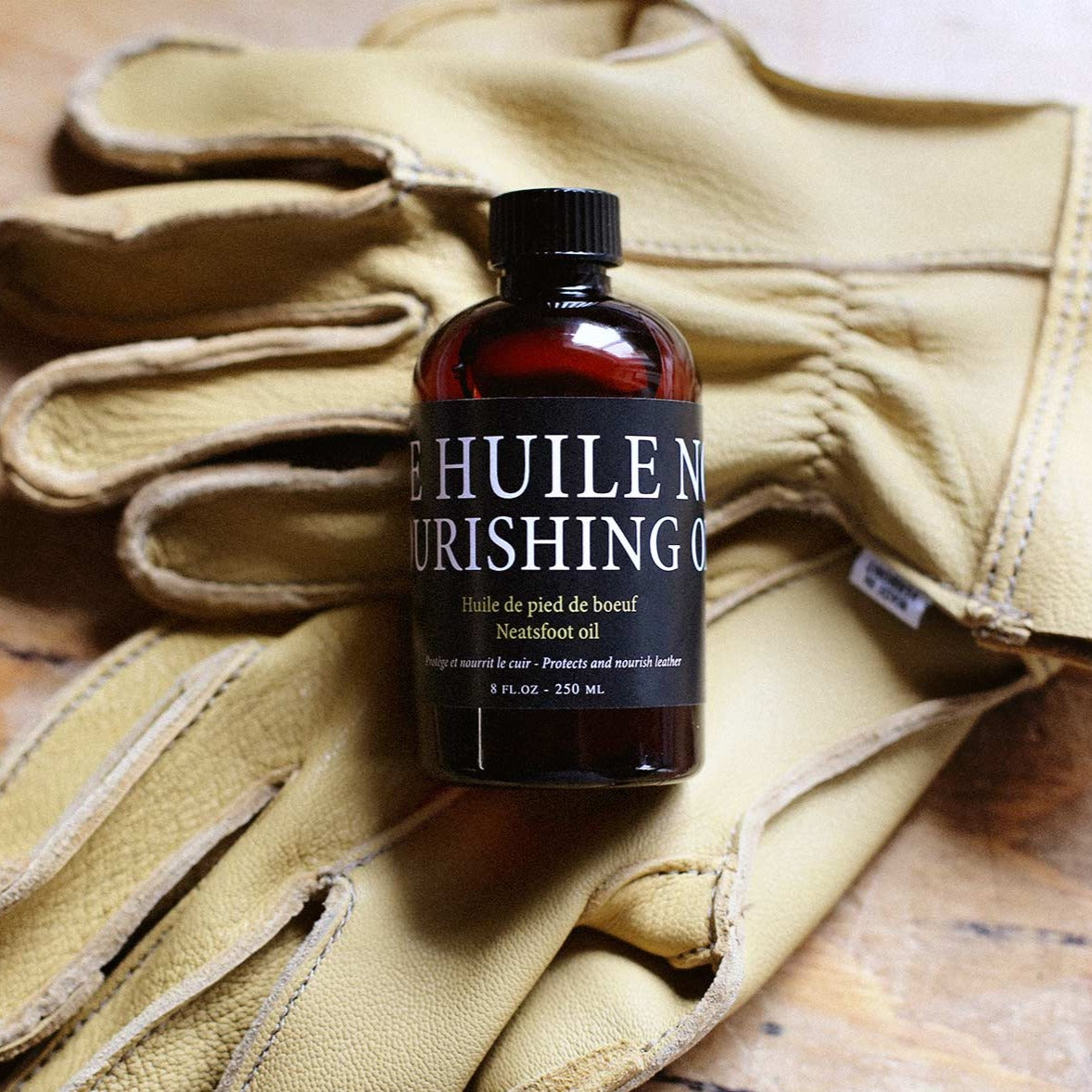 Pure Neatsfoot Oil - Nourishing leather